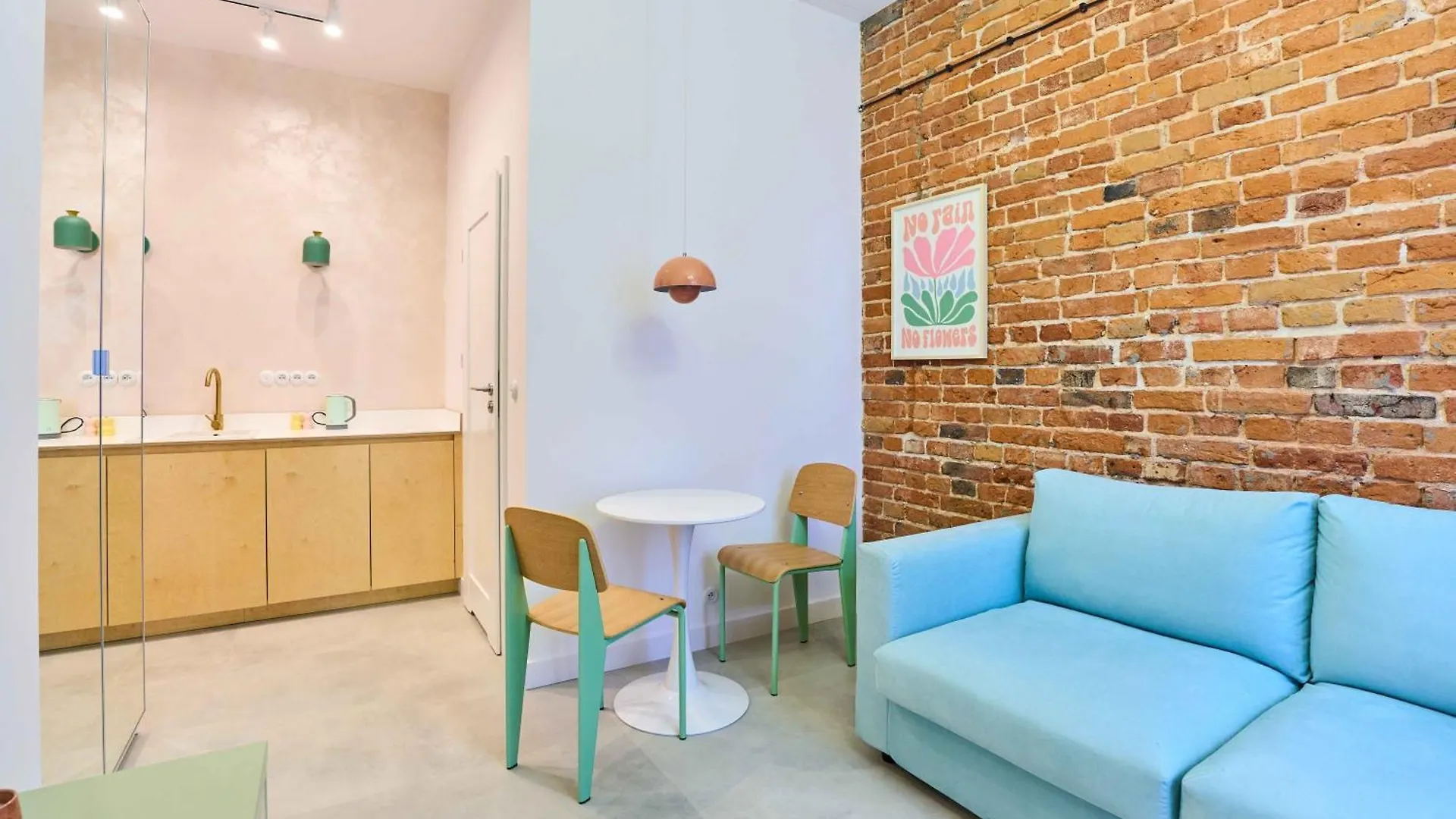 Warsaw Concierge Soho Studio Apartment 0*,