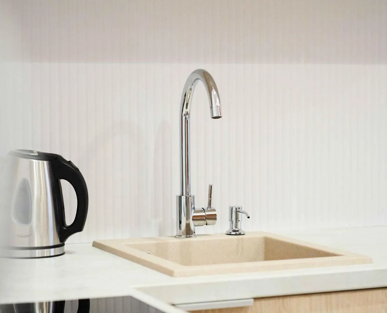 Warsaw Concierge Soho Studio Apartment