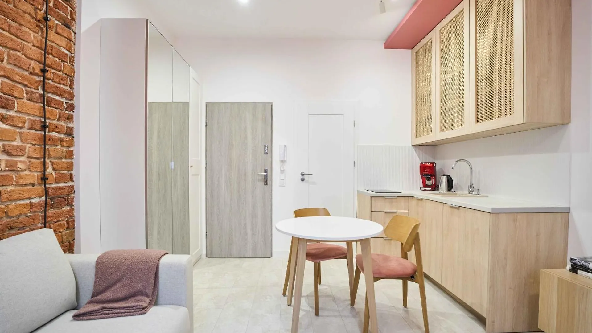 Warsaw Concierge Soho Studio Apartment Poland